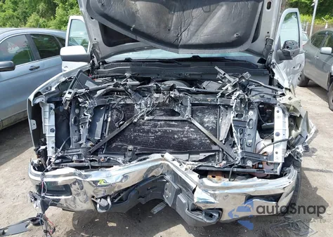 2015 Chevrolet Silverado 1500 1Lt z USA, uszkodzony, nr VIN 1GCVKREC9FZ392424